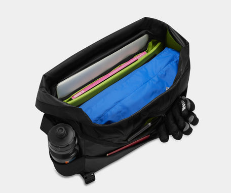 Especial Stash Messenger Bag Especial Stash Messenger Bag