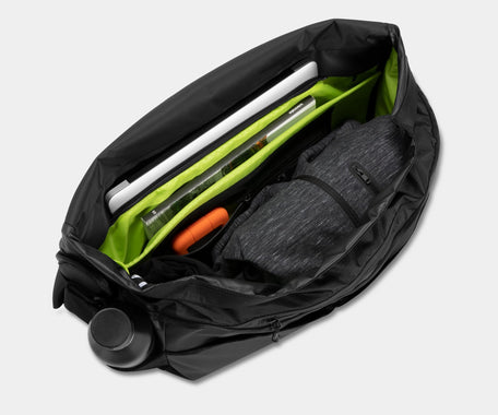 Especial Stash Messenger Bag Especial Stash Messenger Bag
